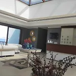 Hotel Small 4*