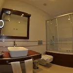 Hotel Small