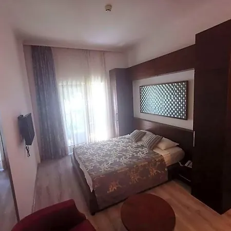 Small Hotel