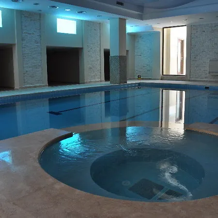 Small Hotell