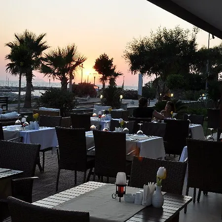 Hotell Small