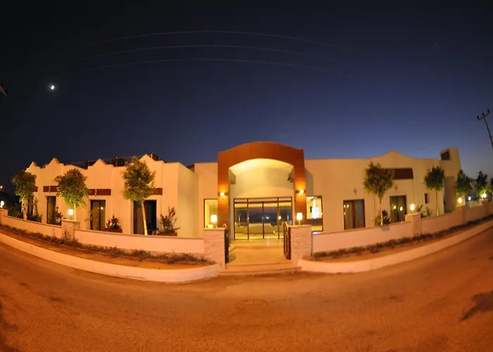 מלון Small טורגוטריס